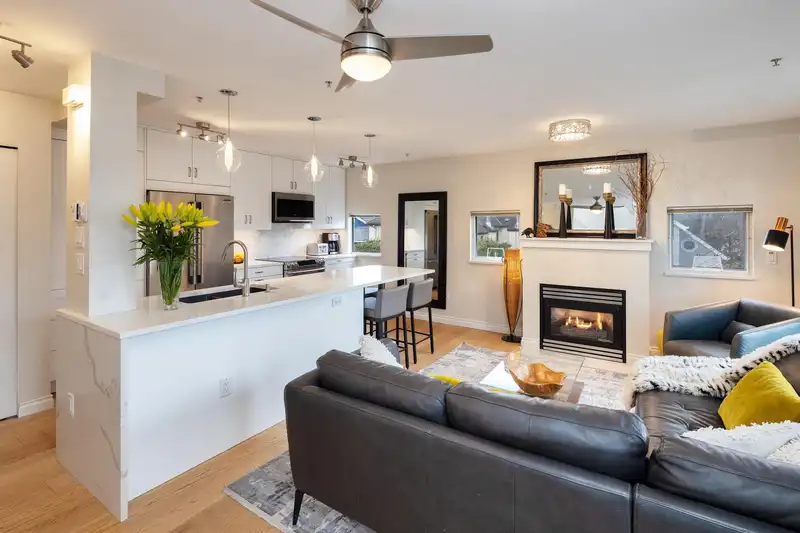 2028 TRUTCH STREET - photo 1 of 19