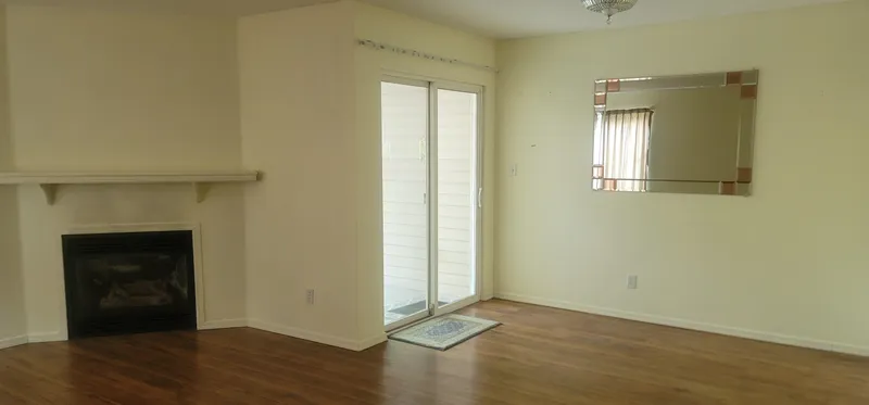 43 15020 66A AVENUE - photo 2 of 10