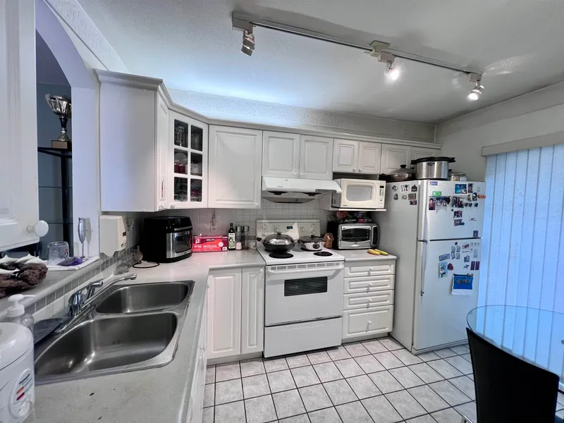 11 7488 SALISBURY AVENUE - photo 4 of 11