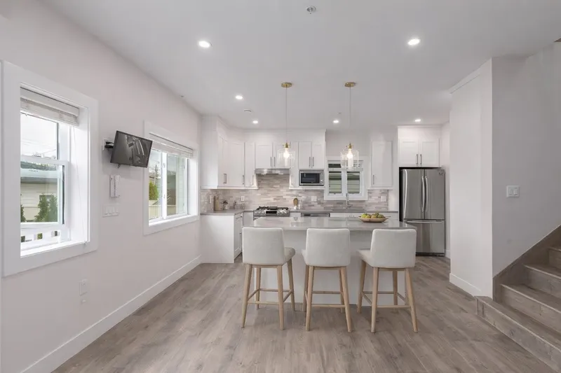 2255 E 35TH AVENUE - photo 2 of 25