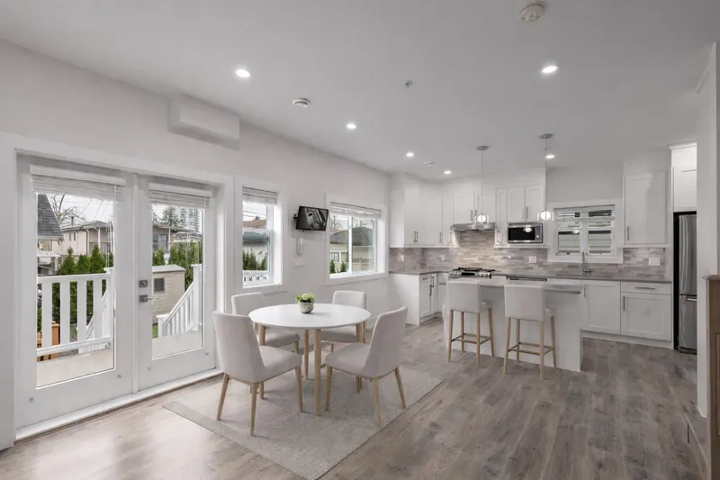 2255 E 35TH AVENUE - photo 4 of 25