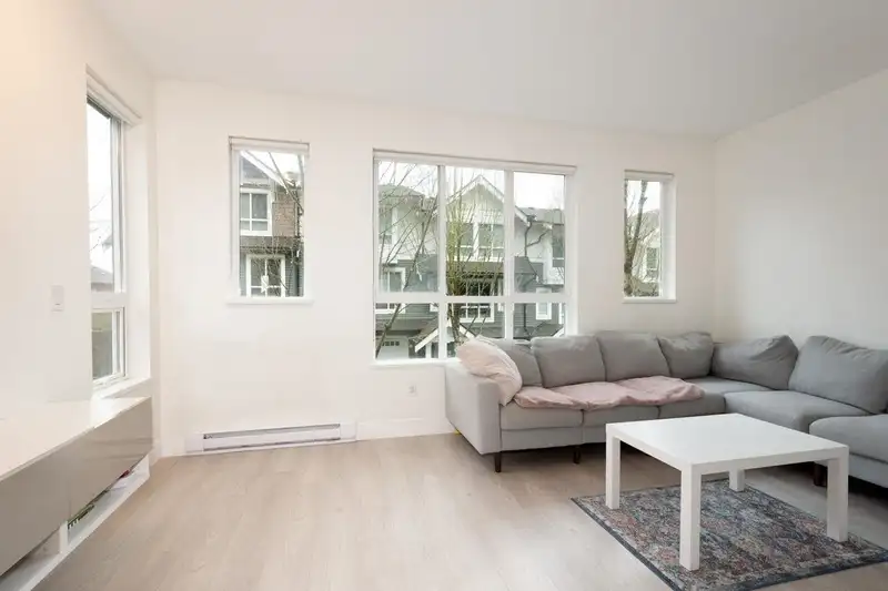 116 1460 SOUTHVIEW STREET - photo 4 of 37