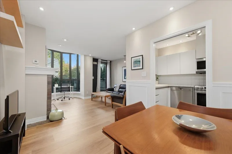 202 2483 YEW STREET - photo 2 of 25