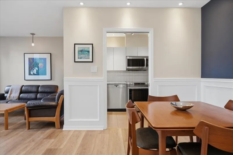 202 2483 YEW STREET - photo 3 of 25