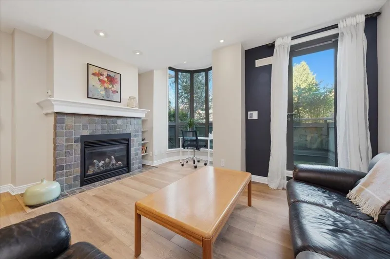 202 2483 YEW STREET - photo 4 of 25