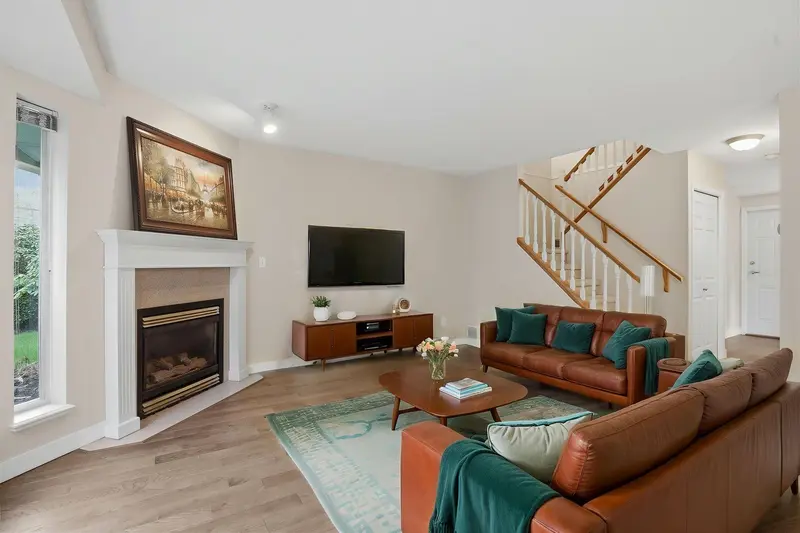 32 22740 116 AVENUE - photo 4 of 25