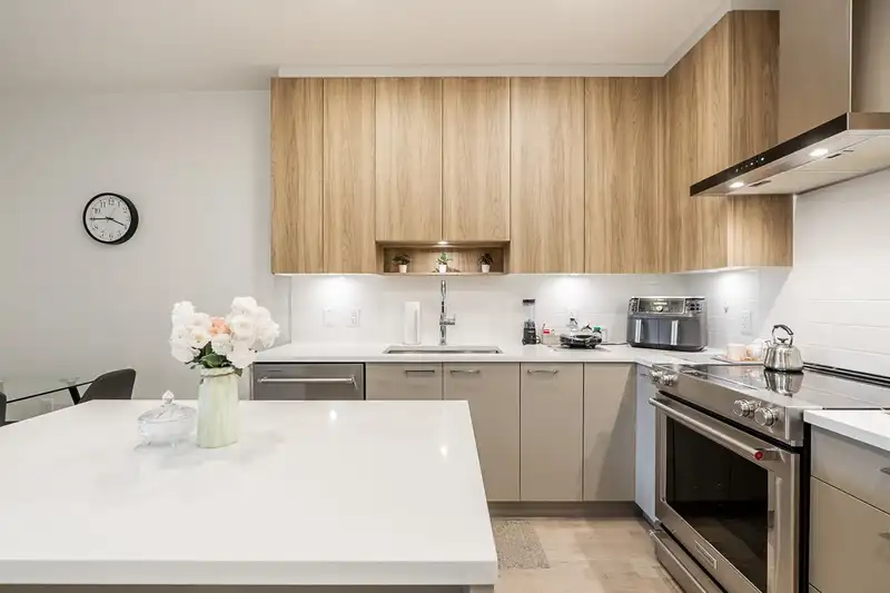101 7588 16TH STREET - photo 1 of 32