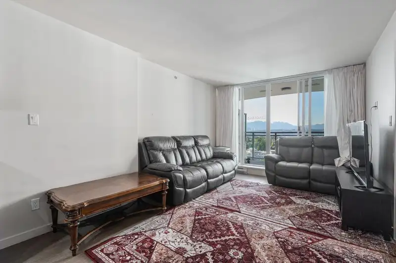 1502 13303 CENTRAL AVENUE - photo 2 of 15