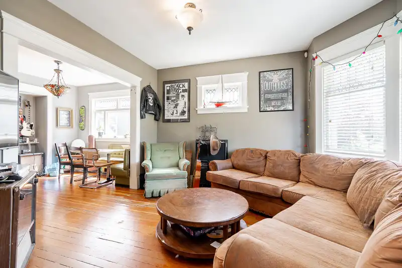1329 E 12TH AVENUE - photo 2 of 12