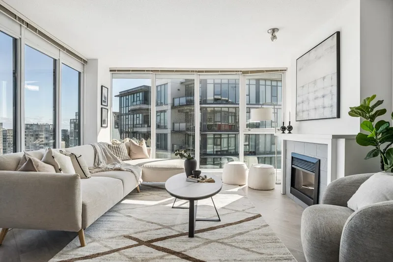 1805 6068 NO. 3 ROAD - photo 3 of 25