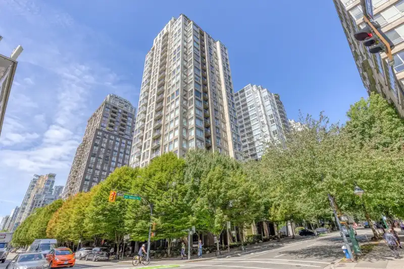 1408 1001 HOMER STREET - photo 1 of 24