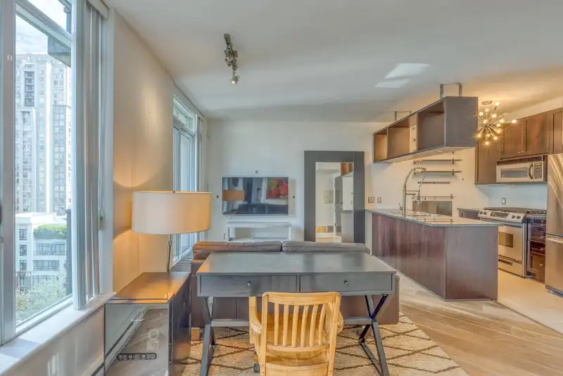 1408 1001 HOMER STREET - photo 4 of 24