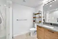209 1519 CROWN STREET - thumbnail 13