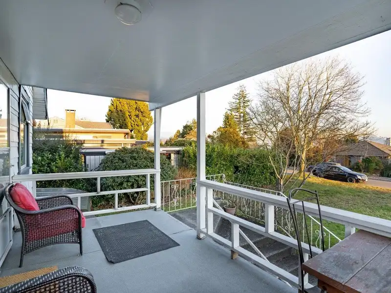 1156 ADDERLEY STREET - photo 2 of 36