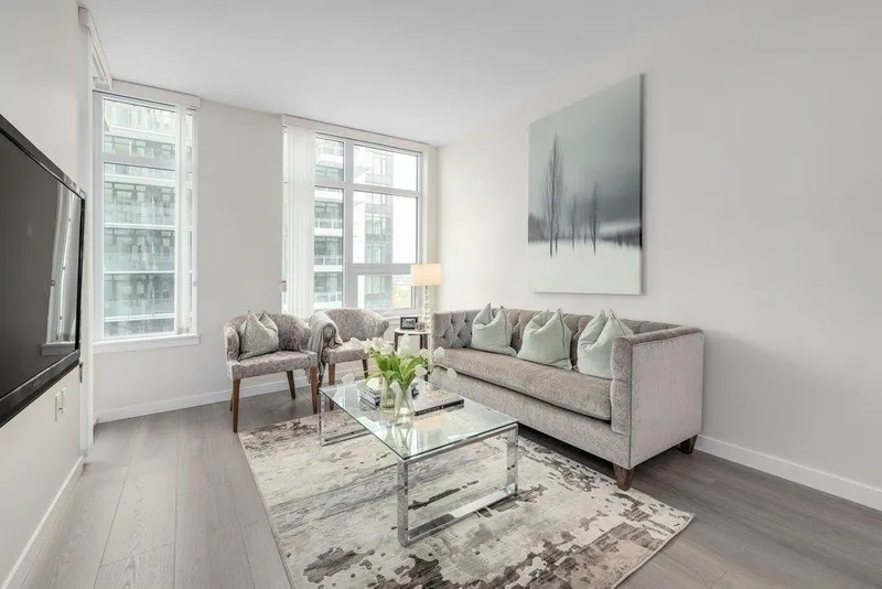 1004 3268 CARSCALLEN ROAD - photo 2 of 15