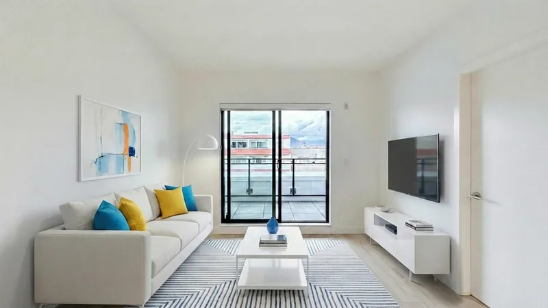 204 1680 E 12TH AVENUE - photo 3 of 25