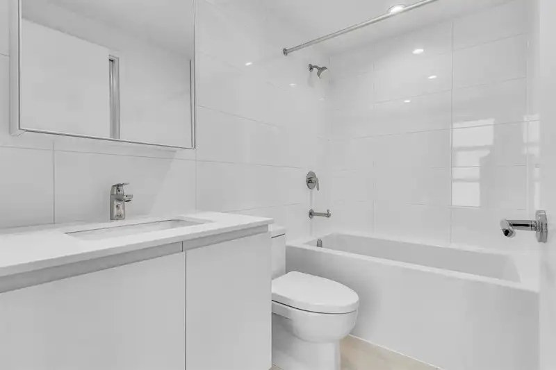 4901 3809 EVERGREEN PLACE - photo 2 of 23