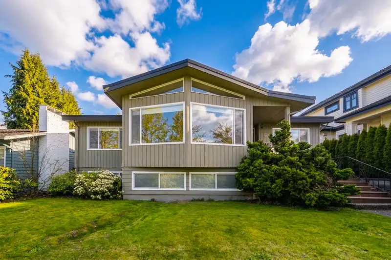 2244 W 32ND AVENUE - photo 1 of 18