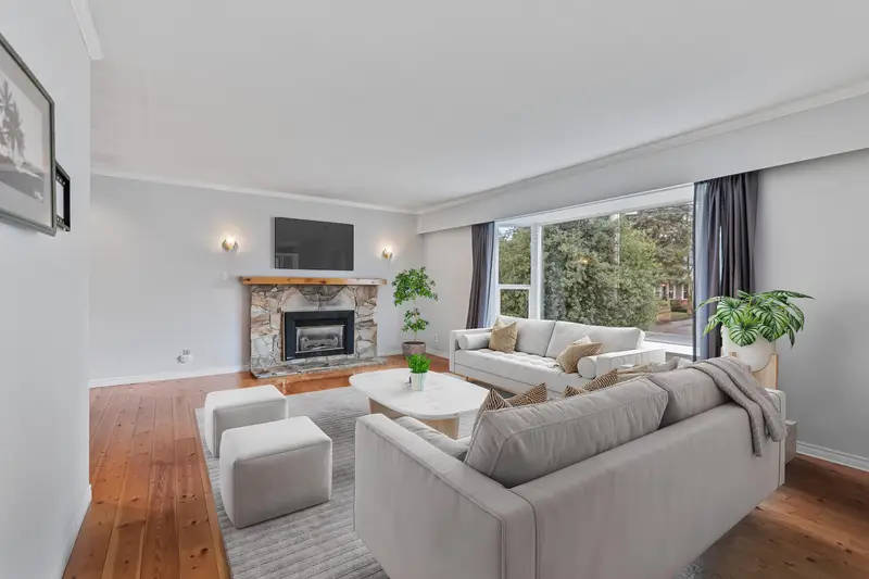 1430 MAPLE STREET - photo 4 of 25