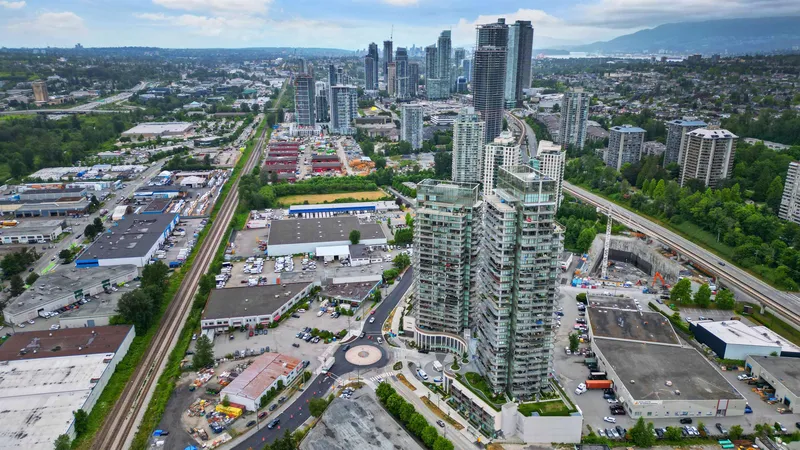 907 5333 GORING STREET - photo 1 of 25