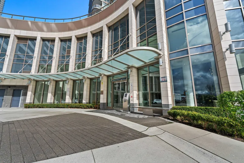 907 5333 GORING STREET - photo 2 of 25