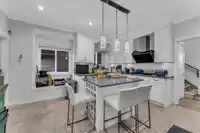 907 HARRIS AVENUE - thumbnail 6