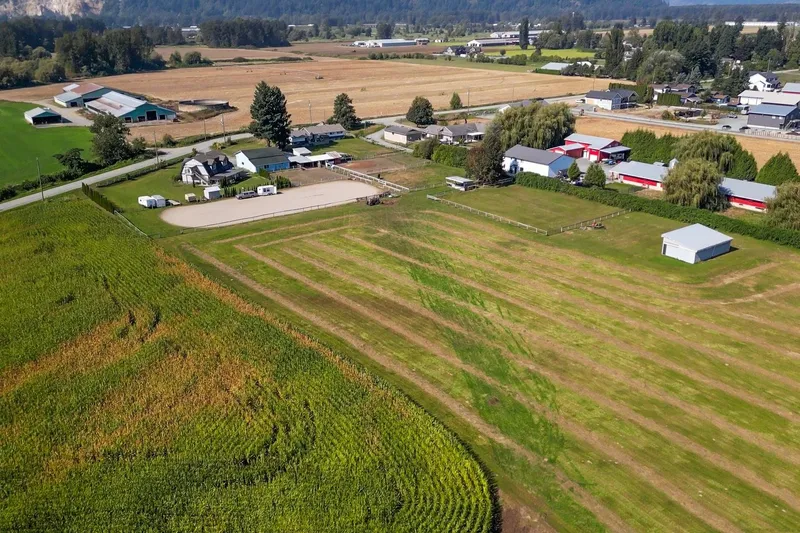 6050 CHADSEY ROAD - photo 4 of 25