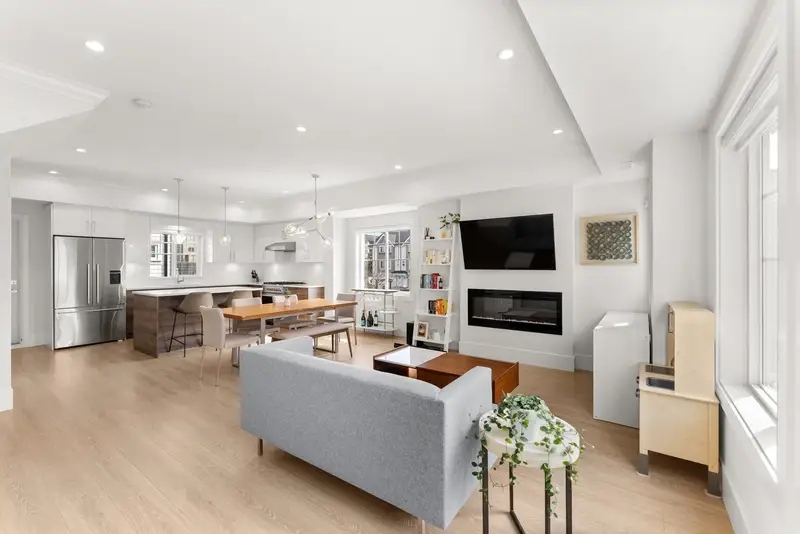 32 9211 MCKIM WAY - photo 2 of 25