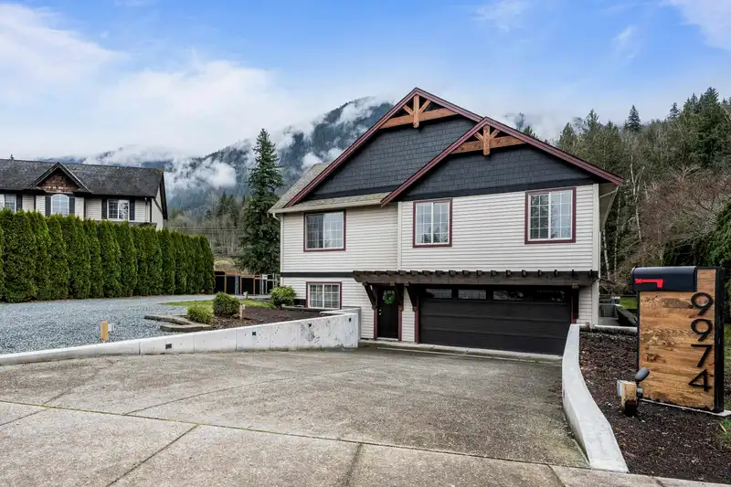 9974 LLANBERIS WAY - photo 1 of 40