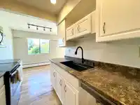 307 5127 IRVING STREET - thumbnail 2