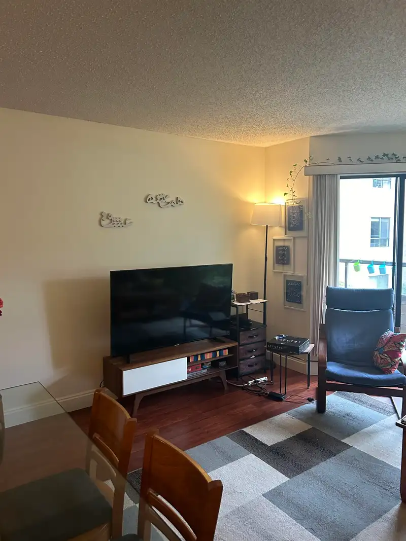 106 1690 AUGUSTA AVENUE - photo 3 of 12