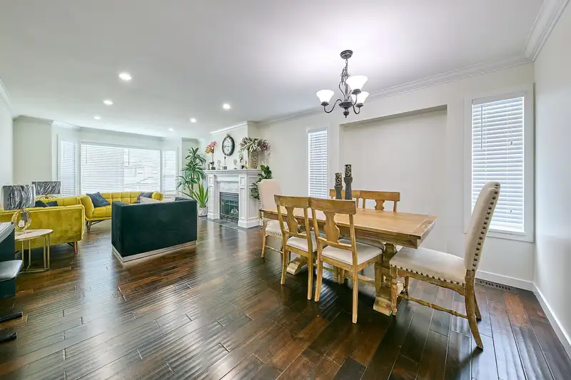 11682 230B STREET - photo 2 of 34