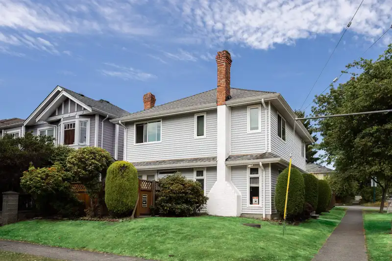 8283 HEATHER STREET - photo 1 of 25