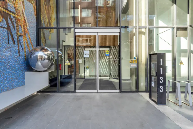 1405 1133 HORNBY STREET - photo 3 of 25