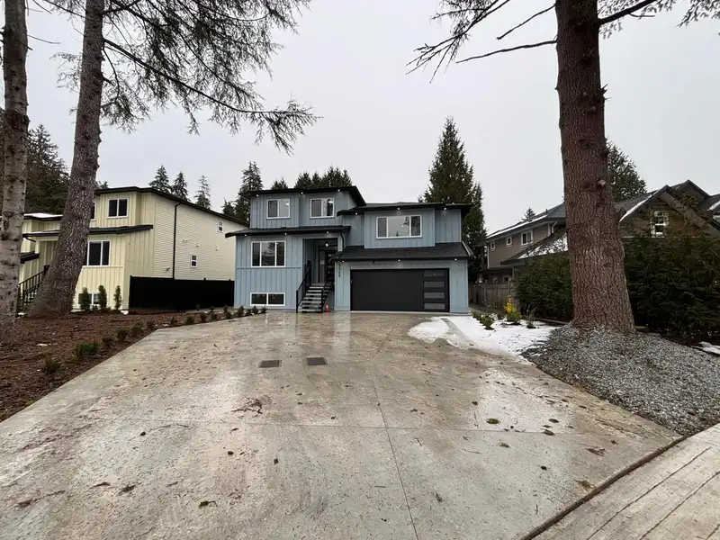 3988 TORONTO STREET - photo 2 of 38