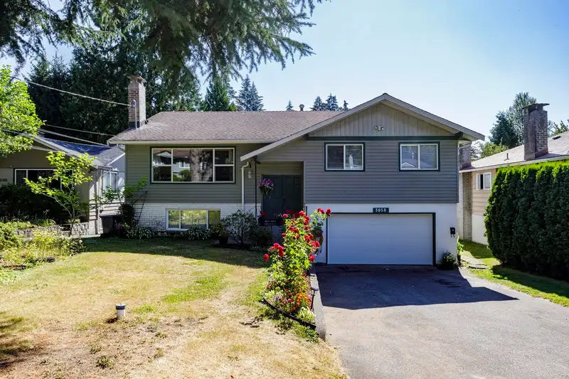 3058 WILLIAM AVENUE - photo 1 of 40