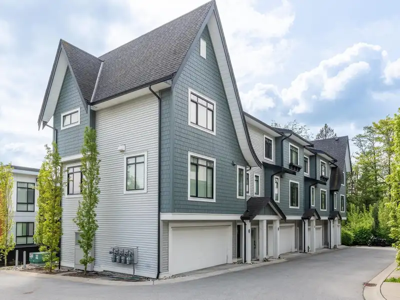 7 6897 201 STREET - photo 1 of 30