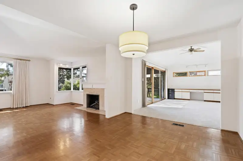 2493 HAYWOOD AVENUE - photo 4 of 40