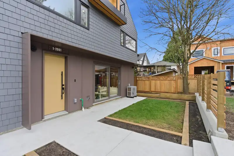 1 2091 E 20TH AVENUE - photo 2 of 29