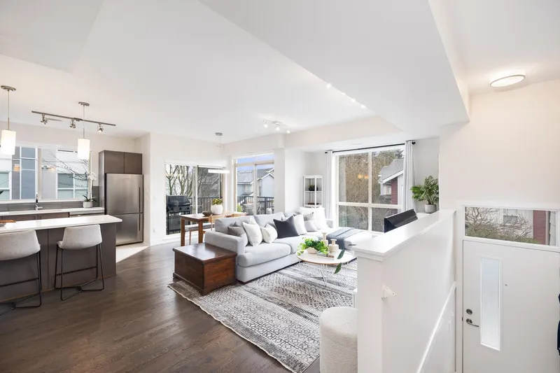 50 10133 RIVER DRIVE - photo 3 of 25