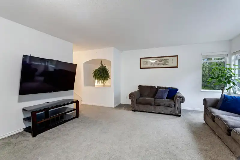42 10238 155A STREET - photo 4 of 26