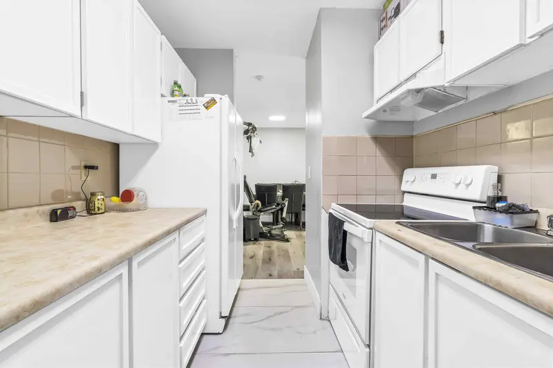 102 7155 134 STREET - photo 1 of 25