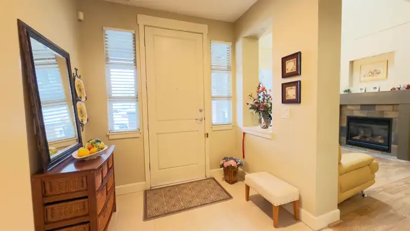 12 6300 BIRCH STREET - photo 3 of 21