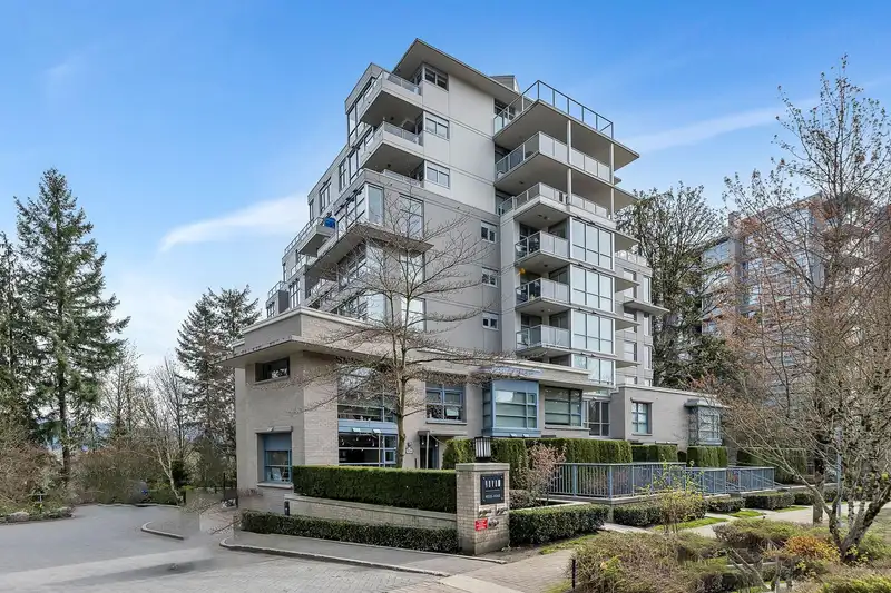 702 9262 UNIVERSITY CRESCENT - photo 1 of 27