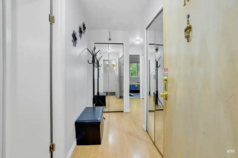 105 7175 134 STREET - photo 3 of 20