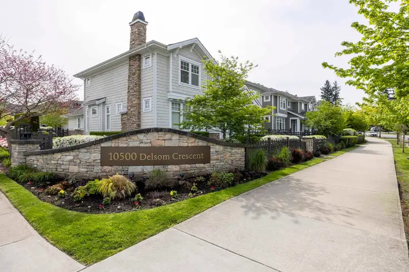 80 10500 DELSOM CRESCENT - photo 2 of 31