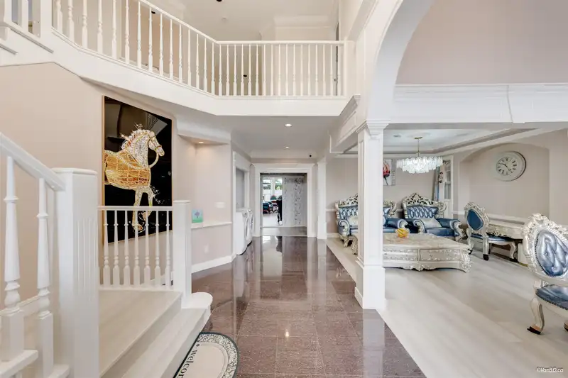 5211 WOODWARDS ROAD - photo 4 of 40