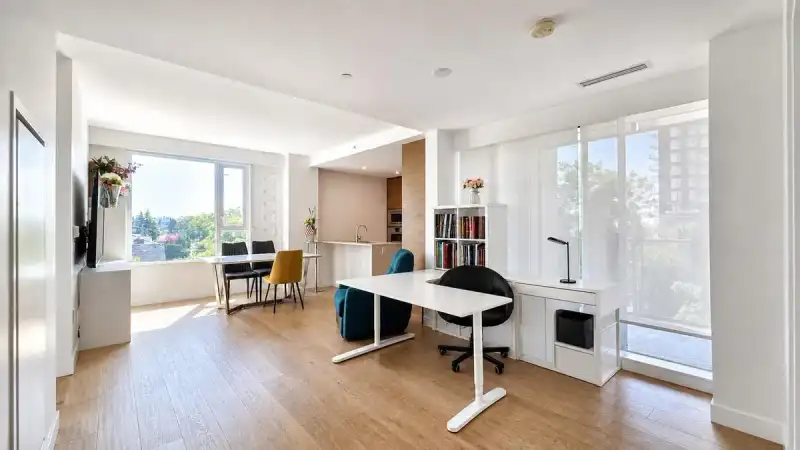 310 5693 ELIZABETH STREET - photo 1 of 26