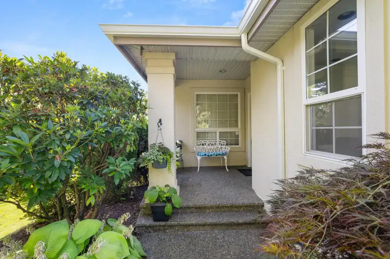 39 31450 SPUR AVENUE - photo 4 of 40