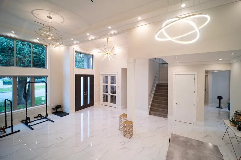 7860 THORMANBY CRESCENT - photo 2 of 20